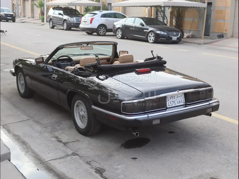 1993 جاكوار اكس جي اس