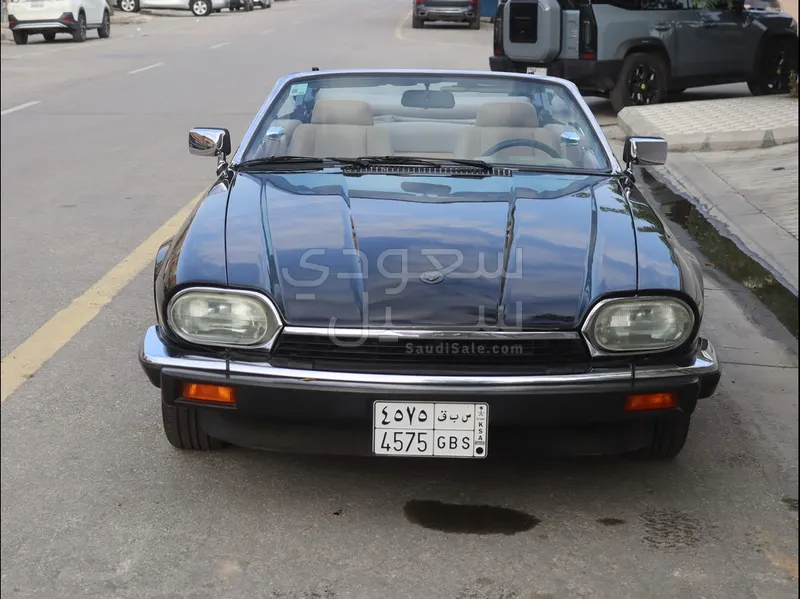 1993 جاكوار اكس جي اس