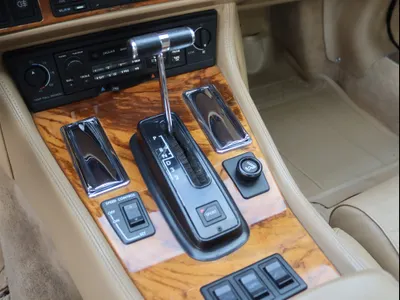 1993 جاكوار اكس جي اس