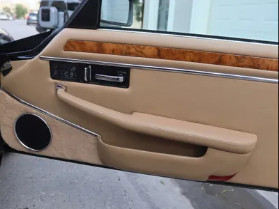 1993 جاكوار اكس جي اس