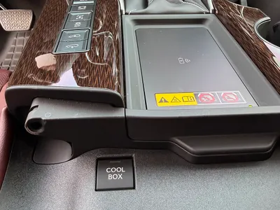 2025 لكزس إل إكس 600