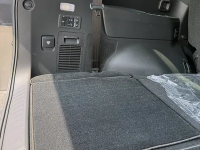 2025 لكزس إل إكس 600