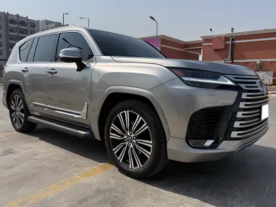 2025 لكزس إل إكس 600