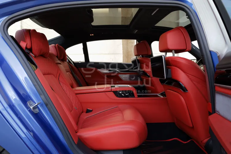 2017 بي ام دبليو الفئة السابعة 760 إل أي إم