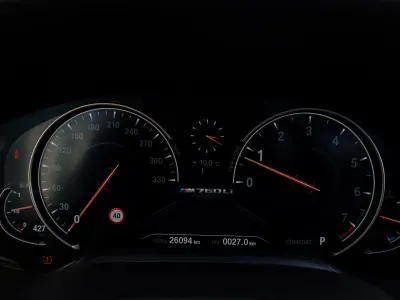 2017 بي ام دبليو الفئة السابعة 760 إل أي إم