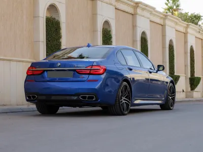 2017 بي ام دبليو الفئة السابعة 760 إل أي إم