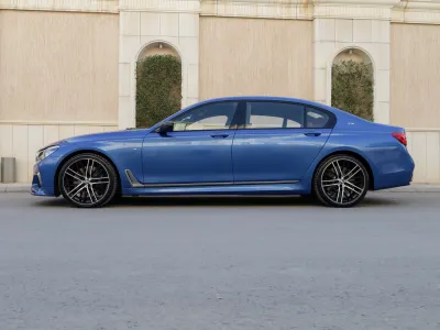 2017 بي ام دبليو الفئة السابعة 760 إل أي إم