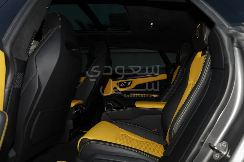 2022 لمبرجيني اوروس