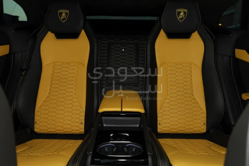 2022 لمبرجيني اوروس