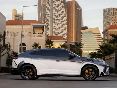 2022 لمبرجيني اوروس