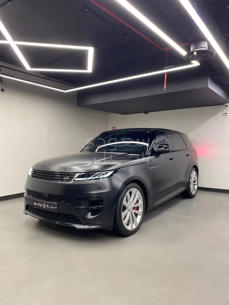 2023 لاند روفر رينج روفر سبورت فيرست اديشن