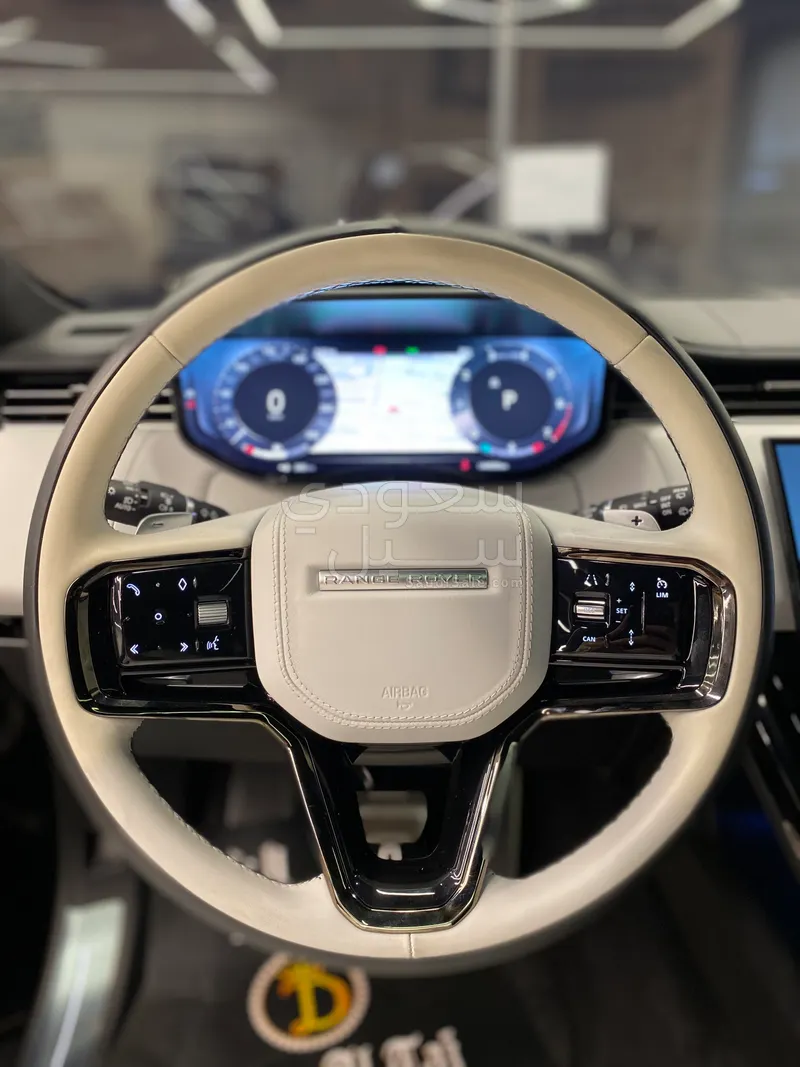 2023 لاند روفر رينج روفر سبورت فيرست اديشن