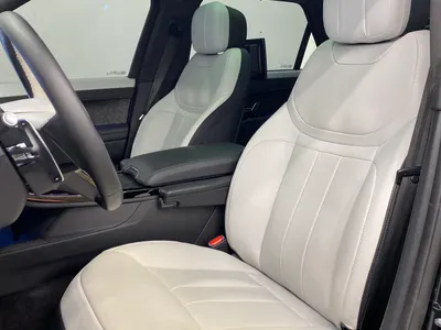 2023 لاند روفر رينج روفر سبورت فيرست اديشن