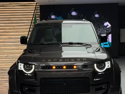 2025 لاند روفر ديفيندر اوكتا