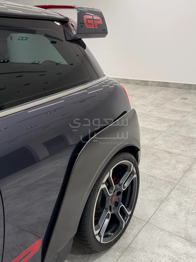 2021 ميني كوبر جي بي