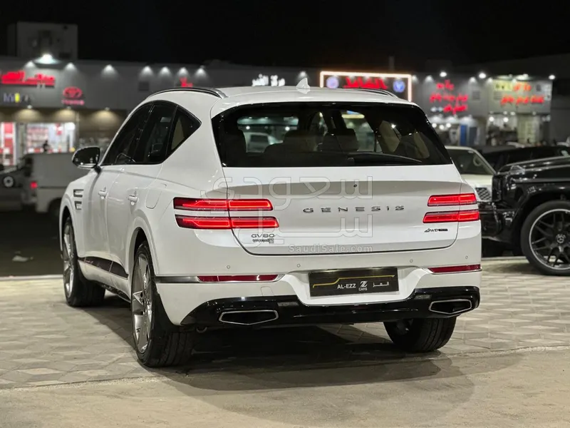 2023 جينيسيس جي في 80