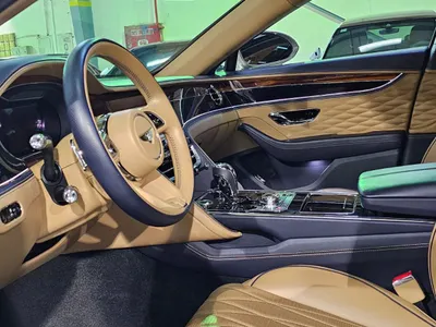 2020 بنتلي كونتيننتل فلاينج سبير الاصدار الاول