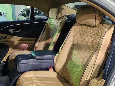 2020 بنتلي كونتيننتل فلاينج سبير الاصدار الاول