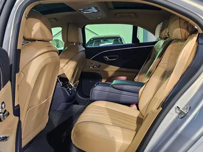 2020 بنتلي كونتيننتل فلاينج سبير الاصدار الاول