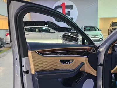 2020 بنتلي كونتيننتل فلاينج سبير الاصدار الاول