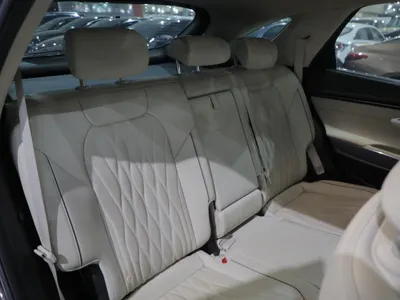 2024 جينيسيس جي في 70