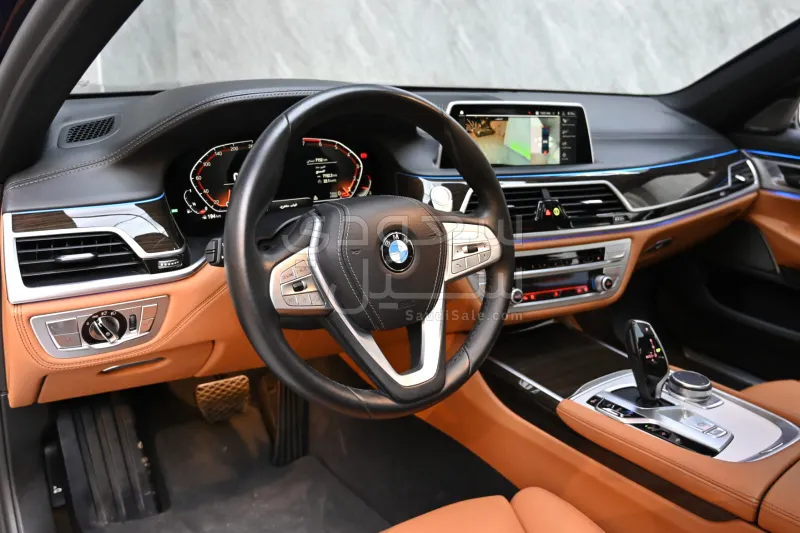 2021 بي ام دبليو الفئة السابعة 730 إل أي