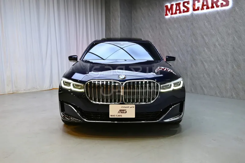 2021 بي ام دبليو الفئة السابعة 730 إل أي