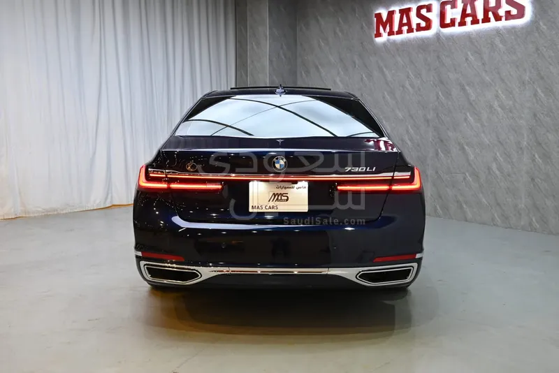 2021 بي ام دبليو الفئة السابعة 730 إل أي