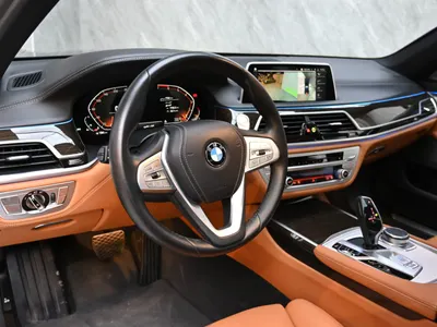 2021 بي ام دبليو الفئة السابعة 730 إل أي