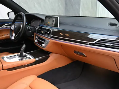 2021 بي ام دبليو الفئة السابعة 730 إل أي