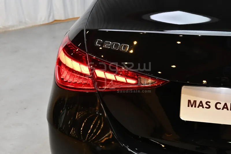 2023 مرسيدس - بنز سي 200