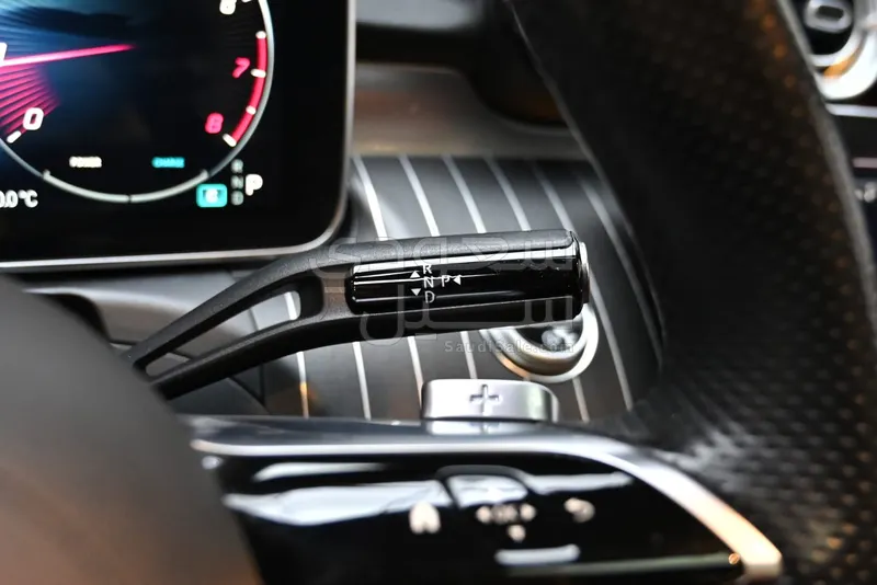 2023 مرسيدس - بنز سي 200