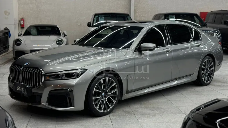 2021 بي ام دبليو الفئة السابعة 730 إل أي