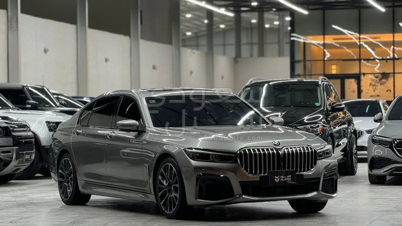 2021 بي ام دبليو الفئة السابعة 730 إل أي