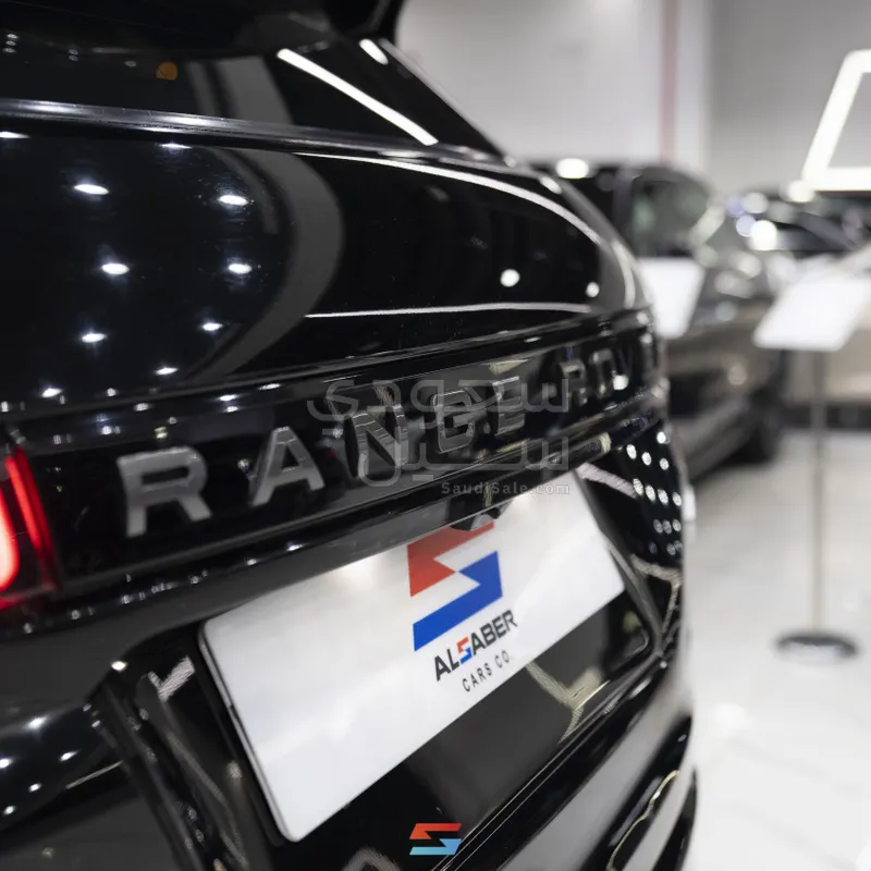 2020 لاند روفر رينج روفر ايفوك داينمك