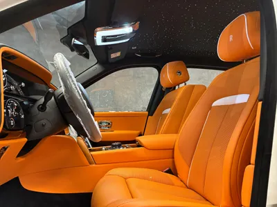 2026 رولز رويس كولينان سلفر بادج