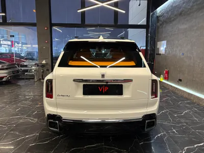 2026 رولز رويس كولينان سلفر بادج