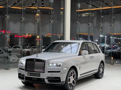 2022 رولز رويس كولينان بلاك بادج