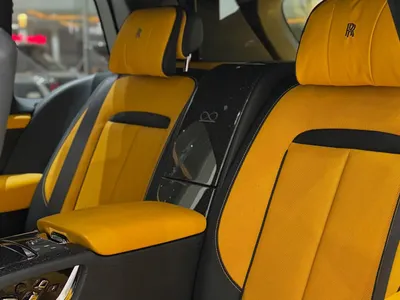 2022 رولز رويس كولينان بلاك بادج