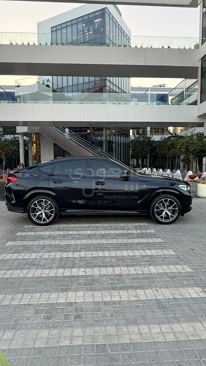 2021 بي ام دبليو الفئة اكس 6