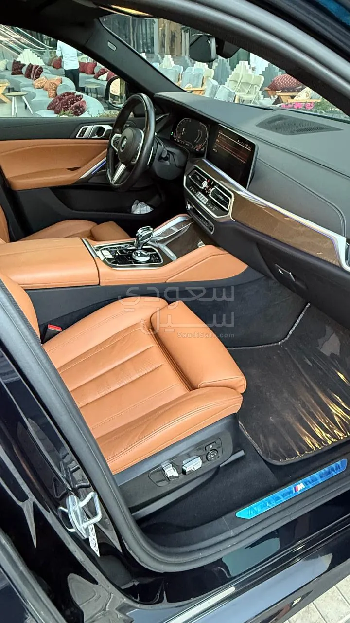 2021 بي ام دبليو الفئة اكس 6