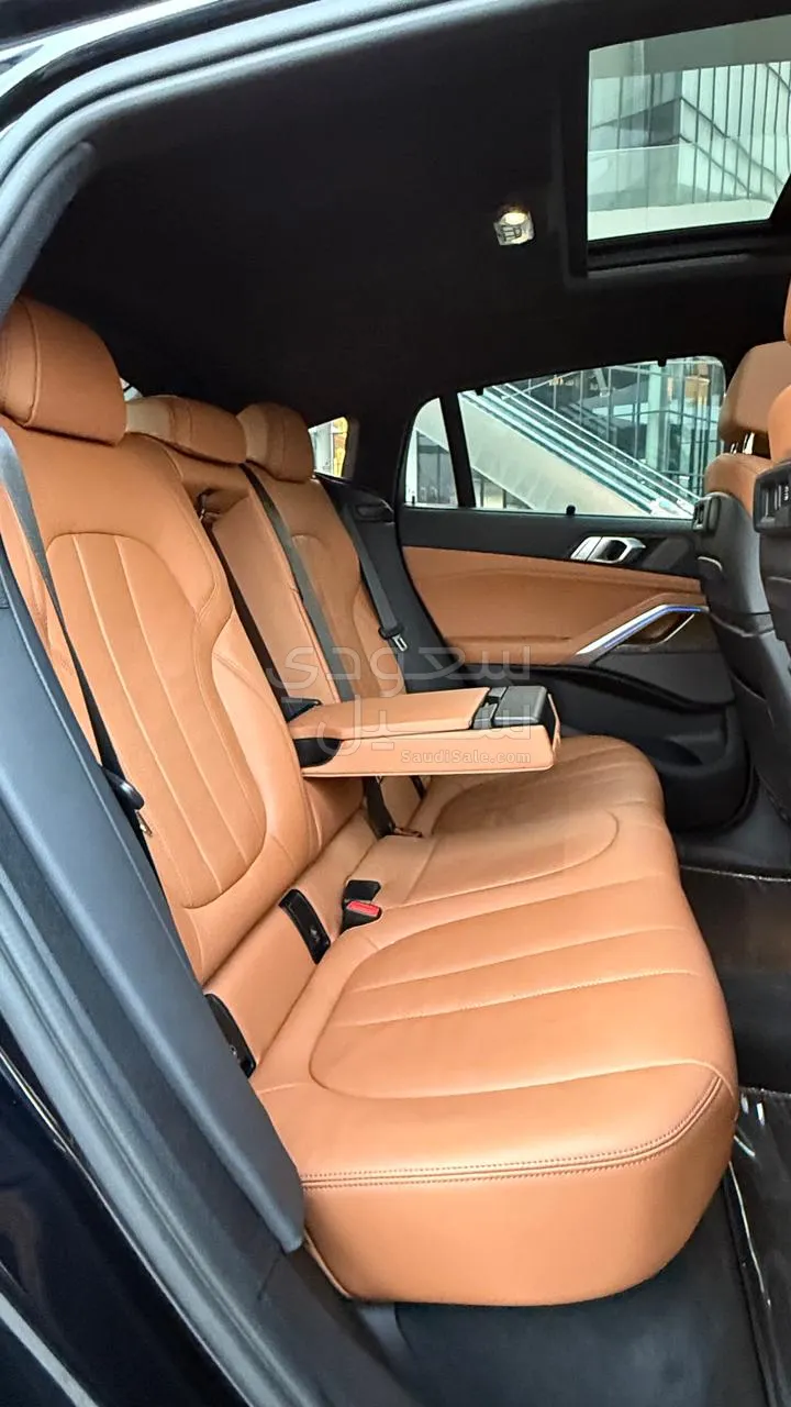 2021 بي ام دبليو الفئة اكس 6