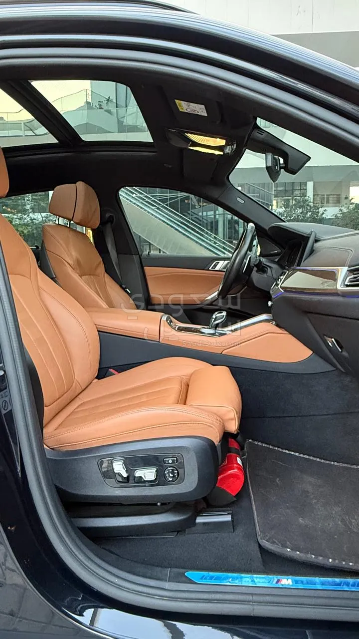 2021 بي ام دبليو الفئة اكس 6