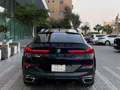 2021 بي ام دبليو الفئة اكس 6