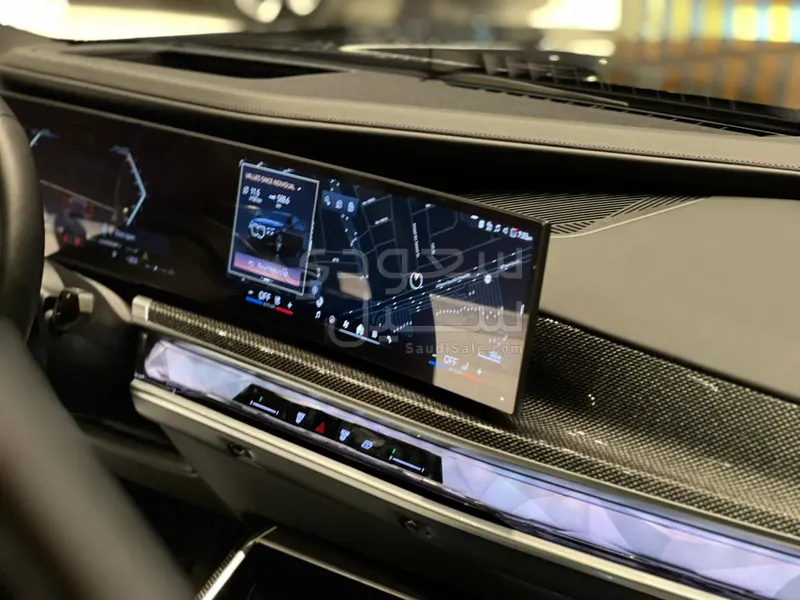 2026 بي ام دبليو الفئة السابعة 735أي