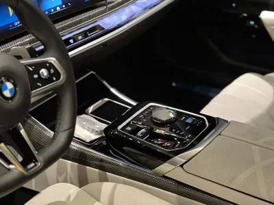 2026 بي ام دبليو الفئة السابعة 735أي