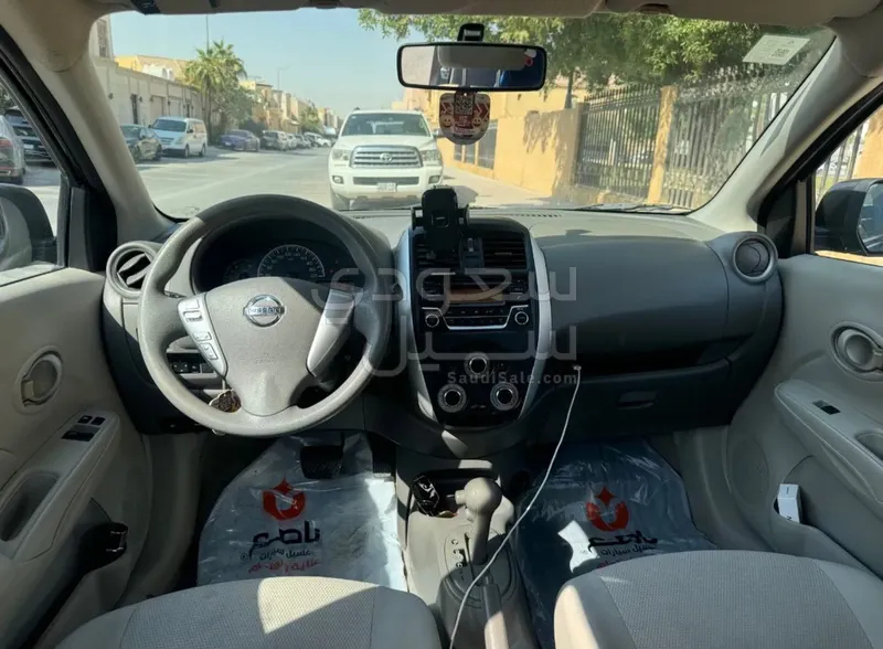 2021 نيسان صني