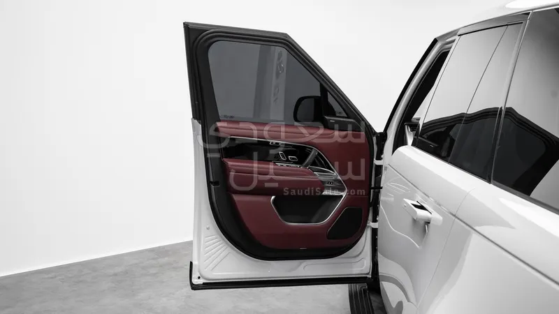 2023 Land Rover Range Rover HSE