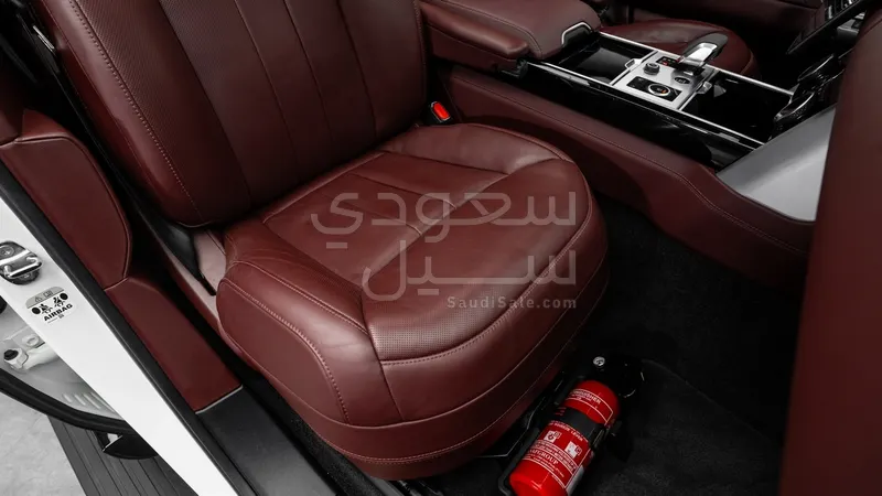 2023 Land Rover Range Rover HSE