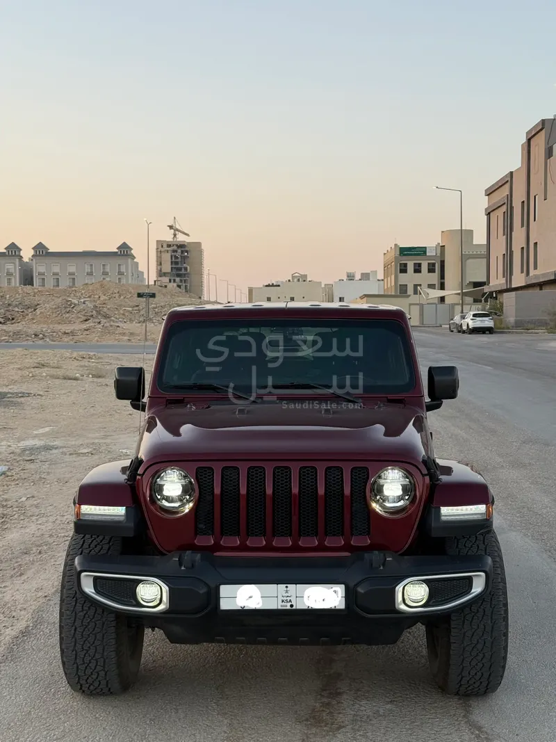 2022 جييب رانجلر صحارى